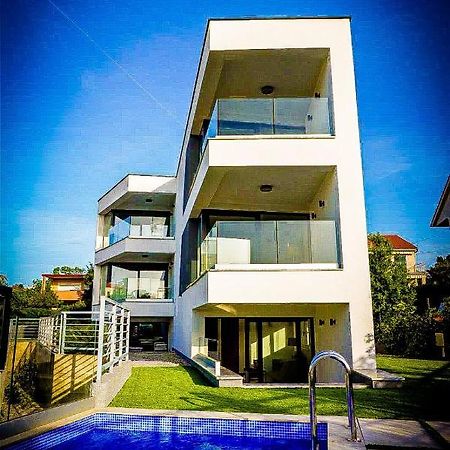 Villa Mirno More Apartments Malinska Buitenkant foto